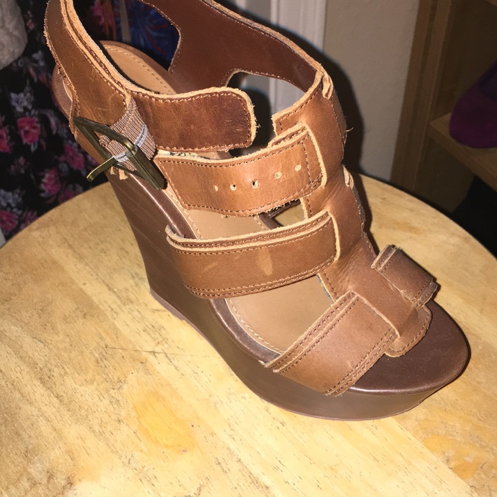 Brown Steve Madden wedges